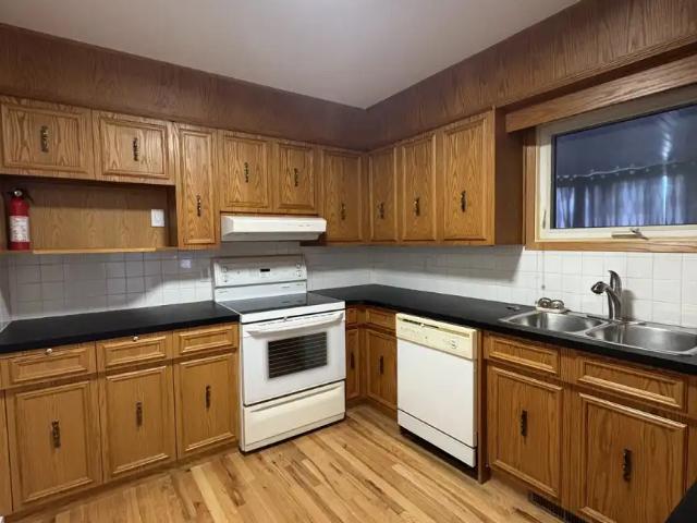 64 Riverton Avenue 1