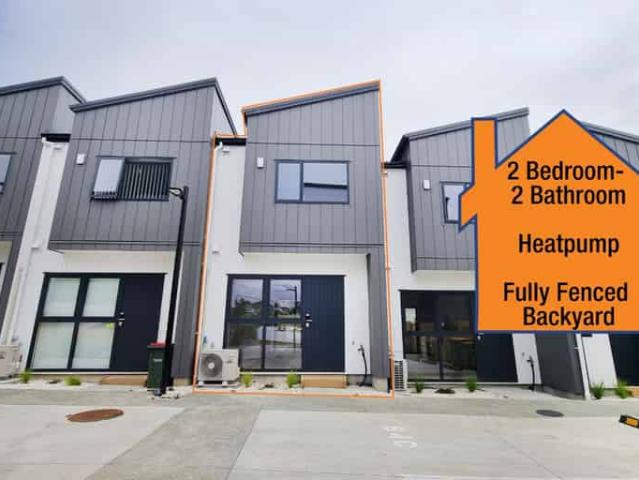 64E Triangle Road, Massey, Waitakere City