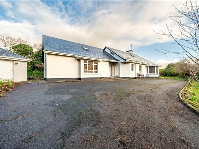 650,000 | Beal An Tsaile, Bellataleen, Murrisk, Westport, Co. Mayo Savills Country 5004 MyHome. Ie Residential