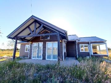 $ 650.000 Casa en Arriendo en Puerto Varas 3 dormitorios 2 baños / Kutt Property