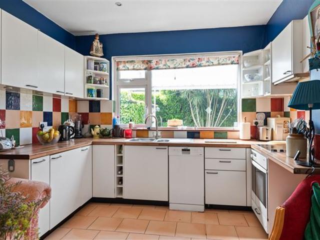 650,000 | 24 College Crescent, Terenure, Dublin 6W Mullery O Gara Estate Agents 5003 MyHome. Ie Residential