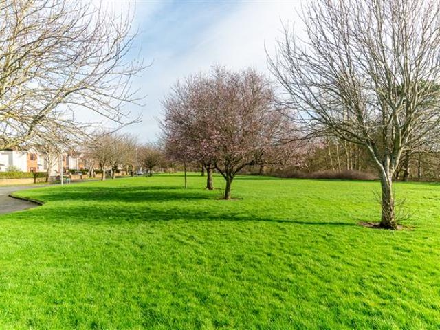 650,000 | 7 The Drive, Abbeyfarm, Celbridge, Kildare RE/MAX Partners 5006 MyHome. Ie Residential