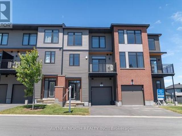 650 Corporal Private, Ottawa, ON, K1X 0M7 house for sale | Listing ID X13554 | Royal LePage