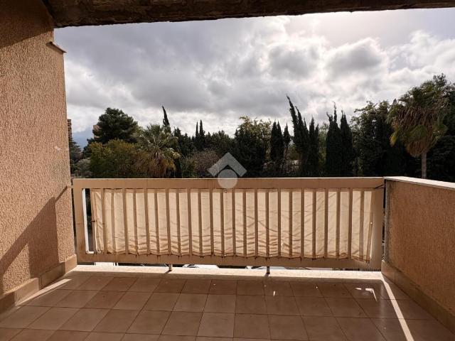 650 / mese, 136 Mq Tecnocasa.it 61237011