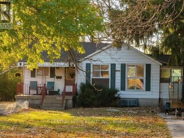 651 16Th Avenue, Richmond Hill, ON, L4C 7A8 house for lease | Listing ID N13167 | Royal LePage