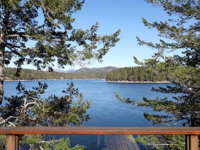 651 Gorge Harbour, Cortes Island, BC, V0P 1Z0 house for sale | Listing ID 1027 | Royal LePage