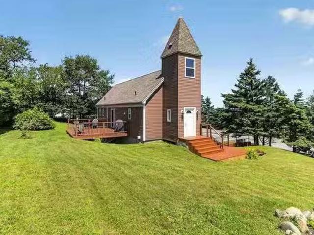 651 Ketch Harbour Road, Portuguese Cove, NS, B3V 1K1 house f.
