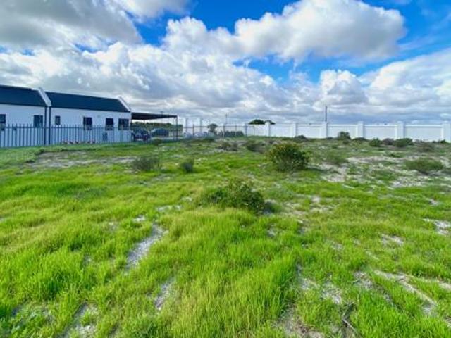 654 m² Land available in Laaiplek
