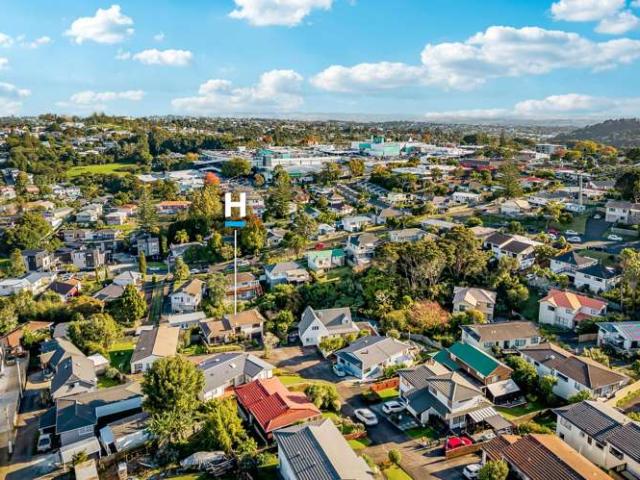 6/55 65 Chivalry Road, Glenfield, North Shore City