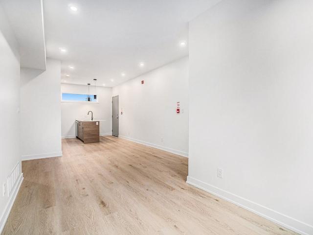 655 Donat 3 Bedroom Apartment for Rent at 655 Donat St, Ottawa, ON K1K 3L8 Vanier