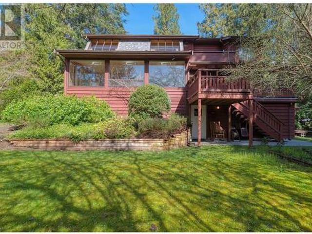 6565 Pickleball Court, Sechelt, BC, V7Z 0N3 house for sale | Listing ID R2986 | Royal LePage