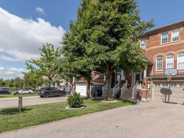 6560 Opera Glass Crescent, Mississauga | 3+1Beds/3Bath, Townhouse, $829,900 | Condos. Ca