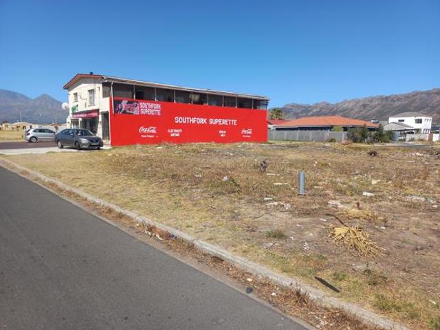 656 m² Land available in Southfork