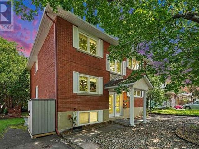 657 Golden Avenue, Ottawa, ON, K2A 2G3 investment for sale | Listing ID X13592 | Royal LePage
