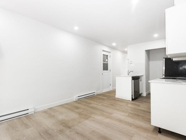 6584 Henri Julien 1 Bedroom Apartment for Rent at 6584 Av Henri Julien, Montréal, QC H2S 2V2 Saint Édouard