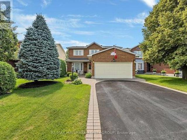 6586 Morningview Street, Ottawa, ON, K1C 6N9 house for sale | Listing ID X12960 | Royal LePage