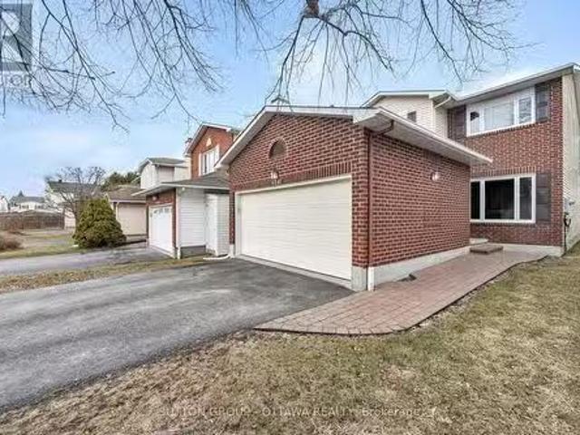 6586 Des Merles Lane, Ottawa, ON, K1C 6P3 house for sale Li.