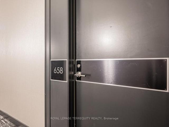 658 209 Fort York Boulevard, Toronto, ON, M5V 4A1 lease for lease | Listing ID C13220 | Royal LePage