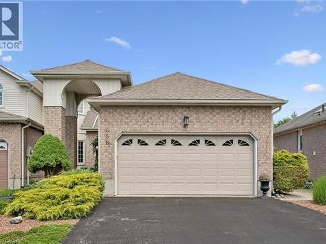 658 Ellesmere Court, Waterloo, ON, N2V 2H4 house for sale | Listing ID 40842 | Royal LePage