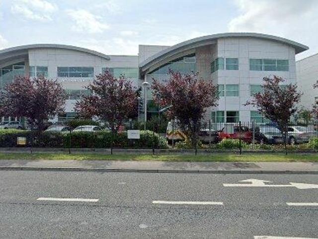 659 m2 office space for rent in Dublin 12