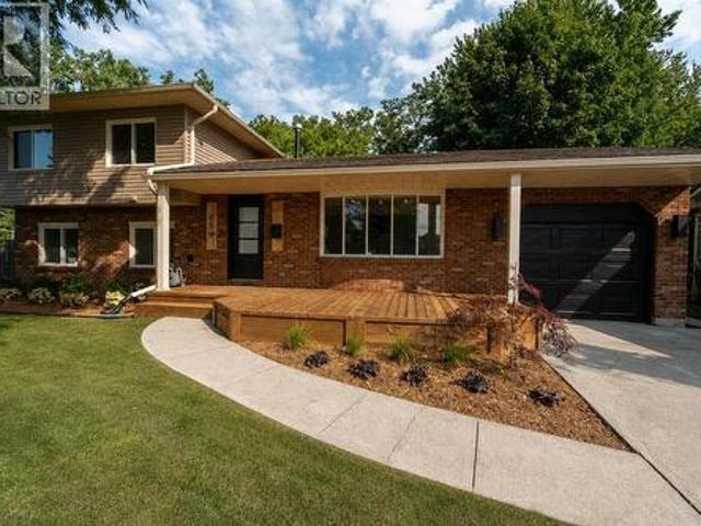 659 Winchester Crescent, Sarnia, ON, N7S 4P6 house for sale | Listing ID 26017 | Royal LePage