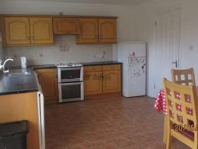 65 Victoria Place, Castlebar, Co. Mayo is for rent