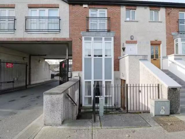 65 Lanesborough Court, Lanesborough Drive, Dublin 11, D11X207.