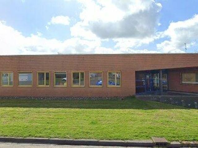 65 m2 office space for rent in Leeuwarderadeel