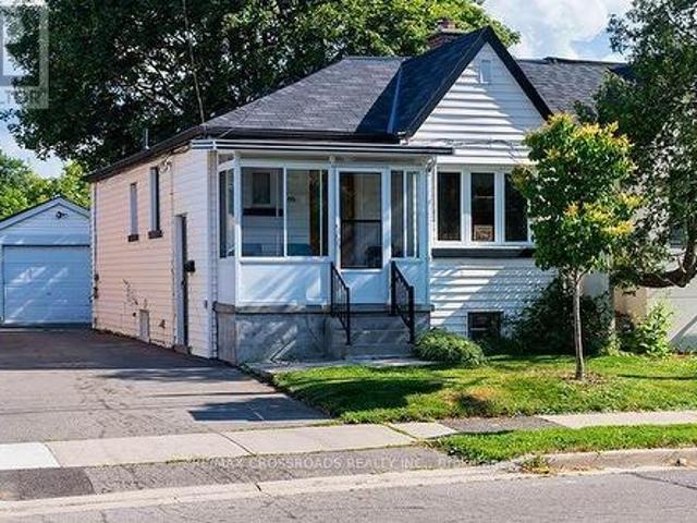 65 Manitoba Street, Toronto, ON, M8Y 1E1 house for sale | Listing ID W13566 | Royal LePage