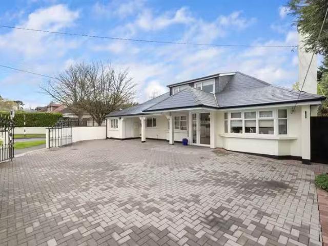 65 Quinns Road, Shankill, Dublin 18, D18 XF21