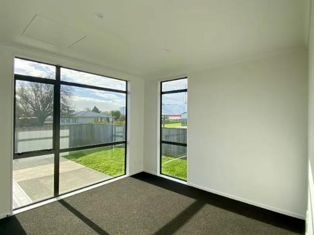 65A Alexandra Street