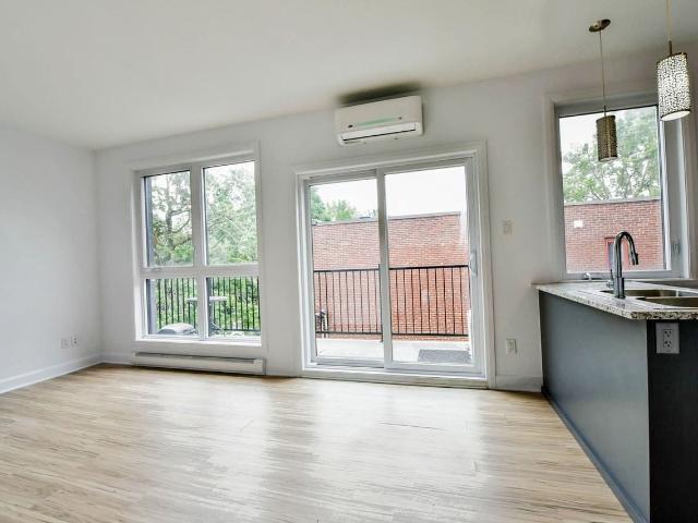 6600 Darlington 2 Bedroom Apartment for Rent at 6600 Av De Darlington, Montréal, QC H3S 2J5 Parc Kent