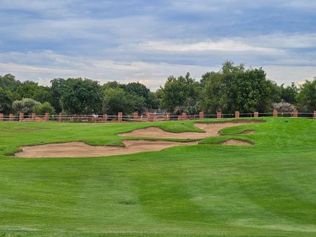 660 m² Land available in Vaal de Grace Golf Estate