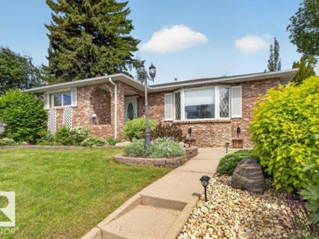6616 95 Avenue, Edmonton, AB, T6B 1A7 house for sale | Listing ID E4493 | Royal LePage