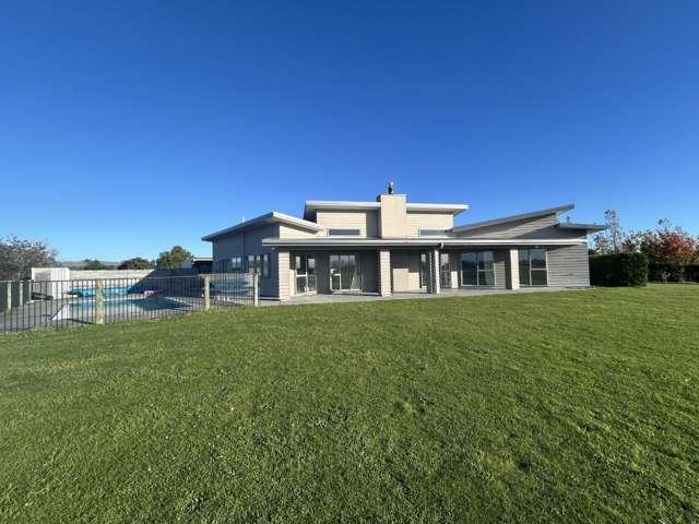 661 Cornwall Road, 10114, Carterton