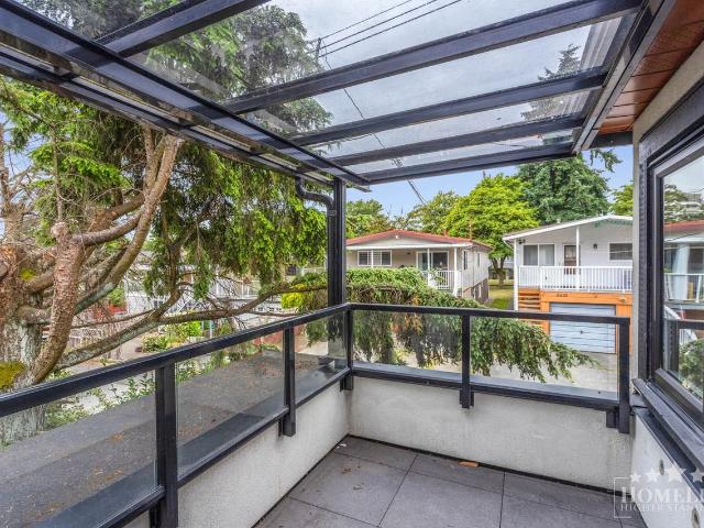 6627 Inverness St 3 Bedroom Apartment for Rent at 6627 Inverness St, Vancouver, BC V5X 4G1 Sunset
