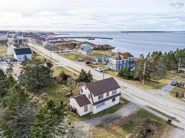 6622 Highway 3, Lower Woods Harbour, NS, B0W 2E0 house for s.