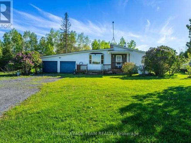 663 Beavertail Road, Ottawa, ON, K0A 1L0 house for sale | Listing ID X13186 | Royal LePage