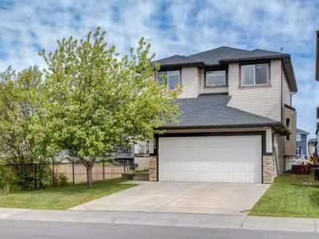 664 Luxstone Landing Sw, Airdrie, AB, T4B 3L2 house for sale.