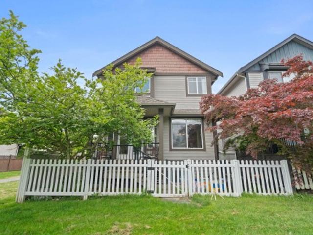 6652 Street, Surrey, BC, V4N 0C3 house for sale | Listing ID R3137 | Royal LePage