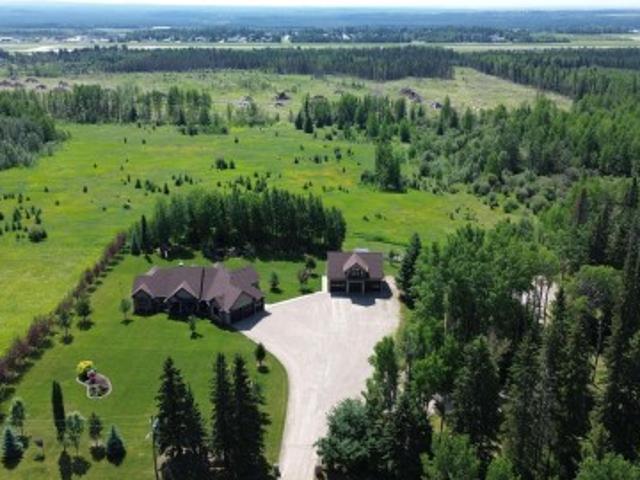 6663 15 Ave, Edson, AB, T7E 1S3 Luxury House for sale | Listing ID E4499 | Royal LePage Carriage Trade Luxury Properties