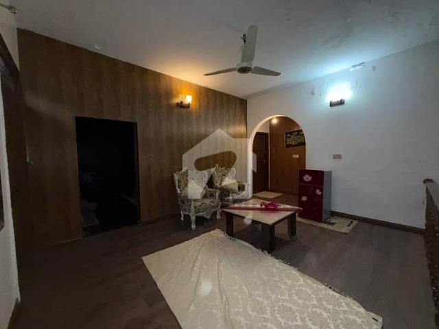 666yards bungalow available for sale