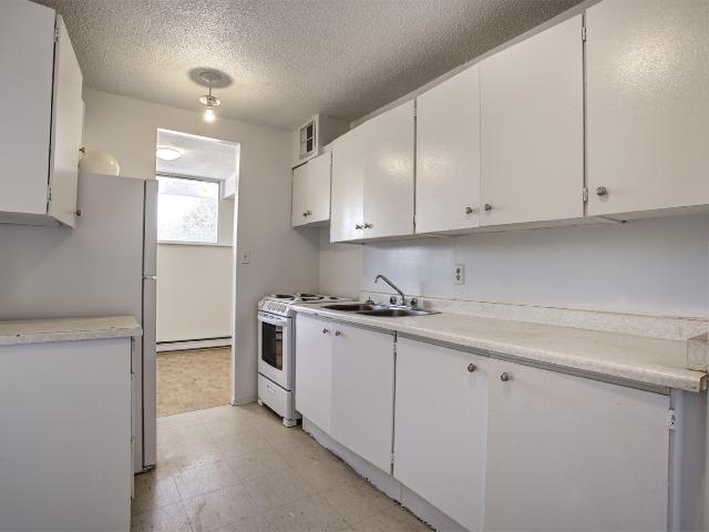 666 King Street, East Oshawa 3 Bedroom [object Promise] for Rent