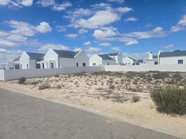 666 m² Land available in Velddrif