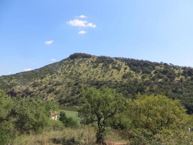 666 m² Land available in Estate D Afrique
