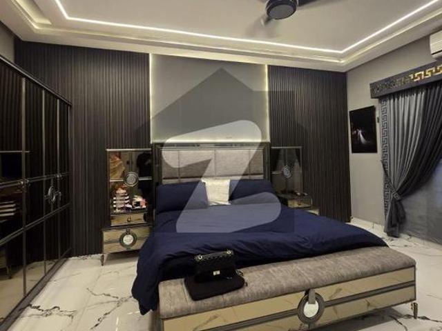 666 Square Yards Well Maintained Bungalow For Sale DHA Phase 6