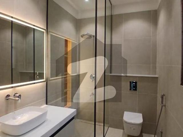 666 yards renovated bungalow for sale dha phase 8 zone a