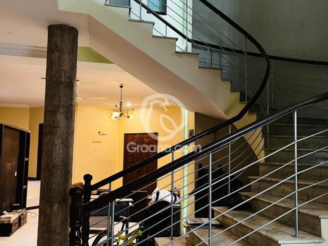 666 Yd² House for Sale
