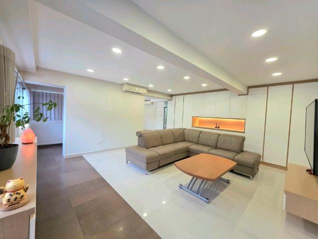 666 Yishun Avenue 4 HDB Apartment For Sale, $1,338,000, 3 Bed 3 Bath 1,765 sqft $758.00 psf
