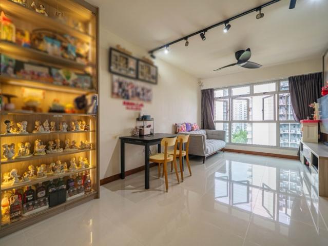 666B PUNGGOL DRIVE HDB Apartment For Sale, $718,888, 3 Bed 2 Bath 1,001 sqft $718.00 psf